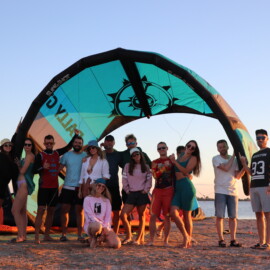 Kitesurfing group